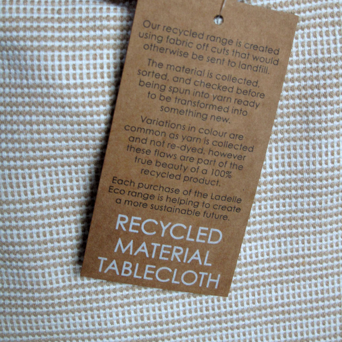 Ladelle Beige Eco Cotton Rich Tablecloth 150 × 265 cm — image 3