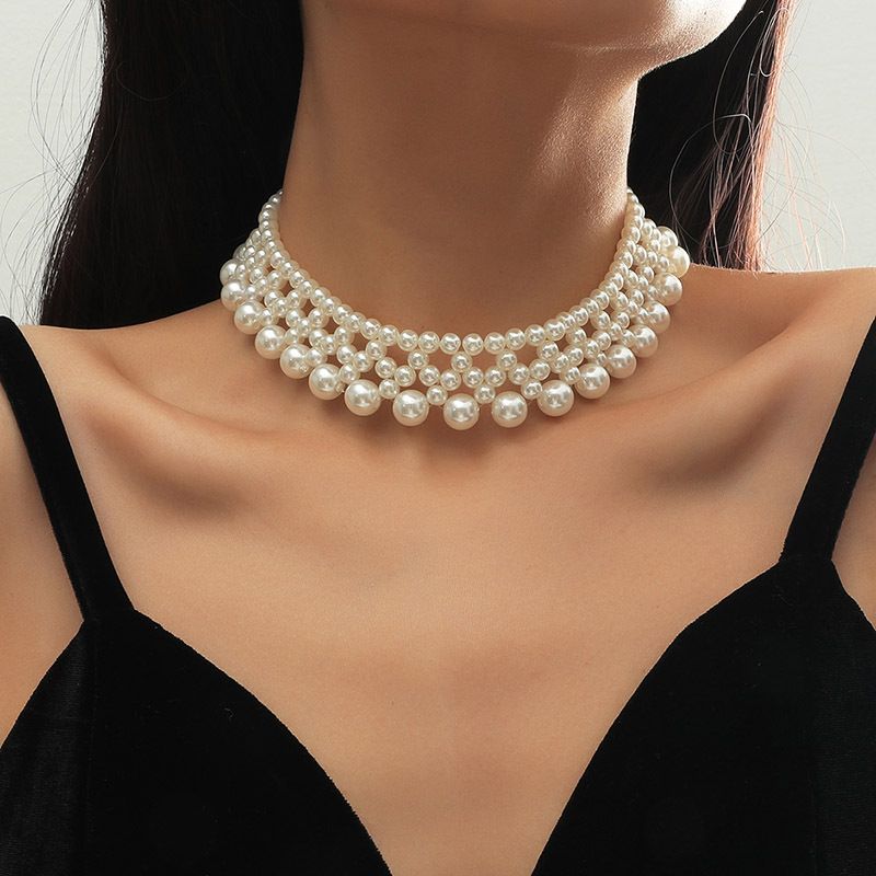 Simple Design Pearl Choker with Shell Pendant Summer Vacation Party Handwoven pearls Neckchain jewelry โ image 4