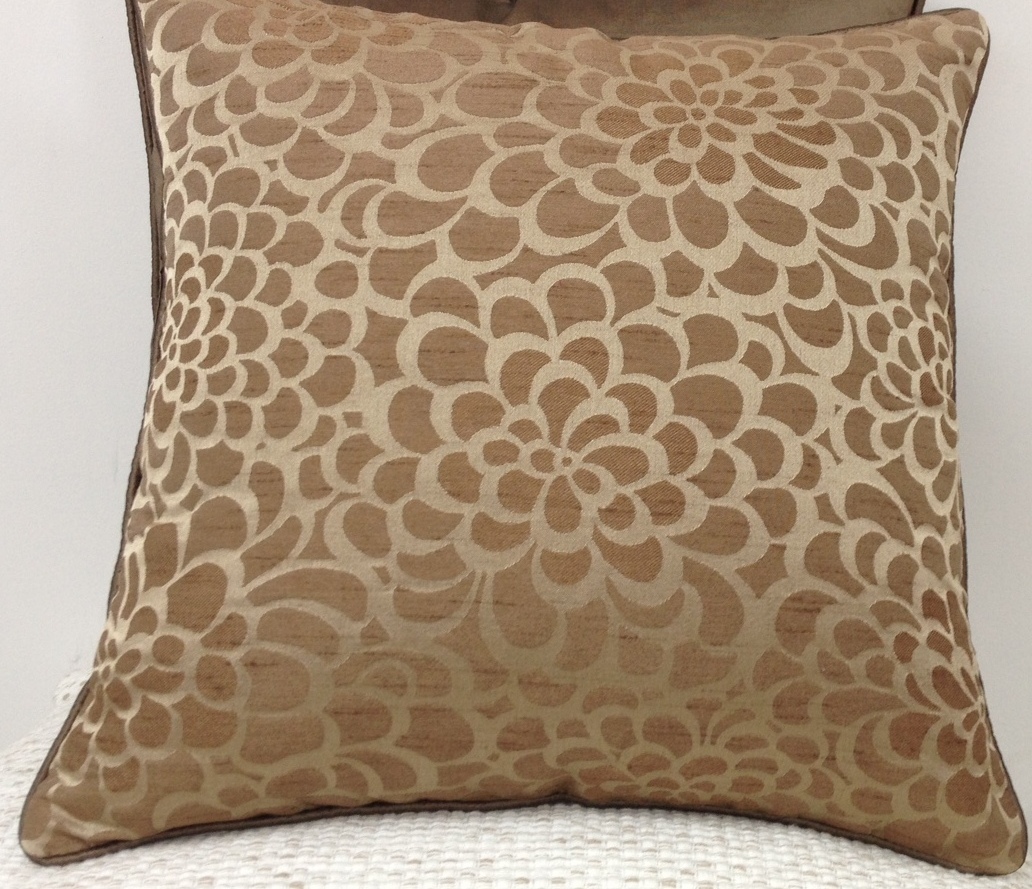 Pack of 4 Flower Beige Petal Design Square Cushion Covers โ image 2