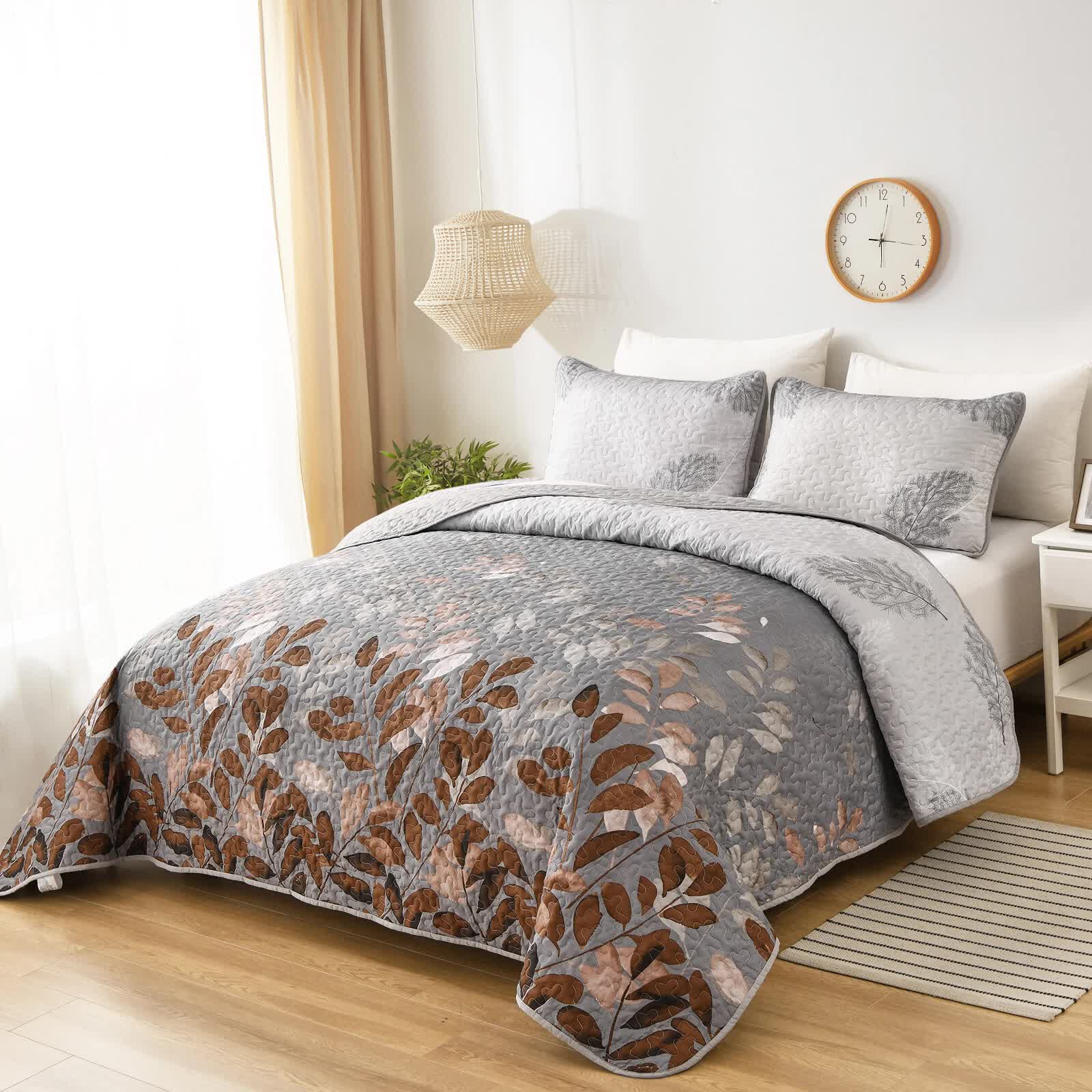 Brown Verdant Quilted Ensemble with Flower Motifs bedspread and Pillowcases — image 2
