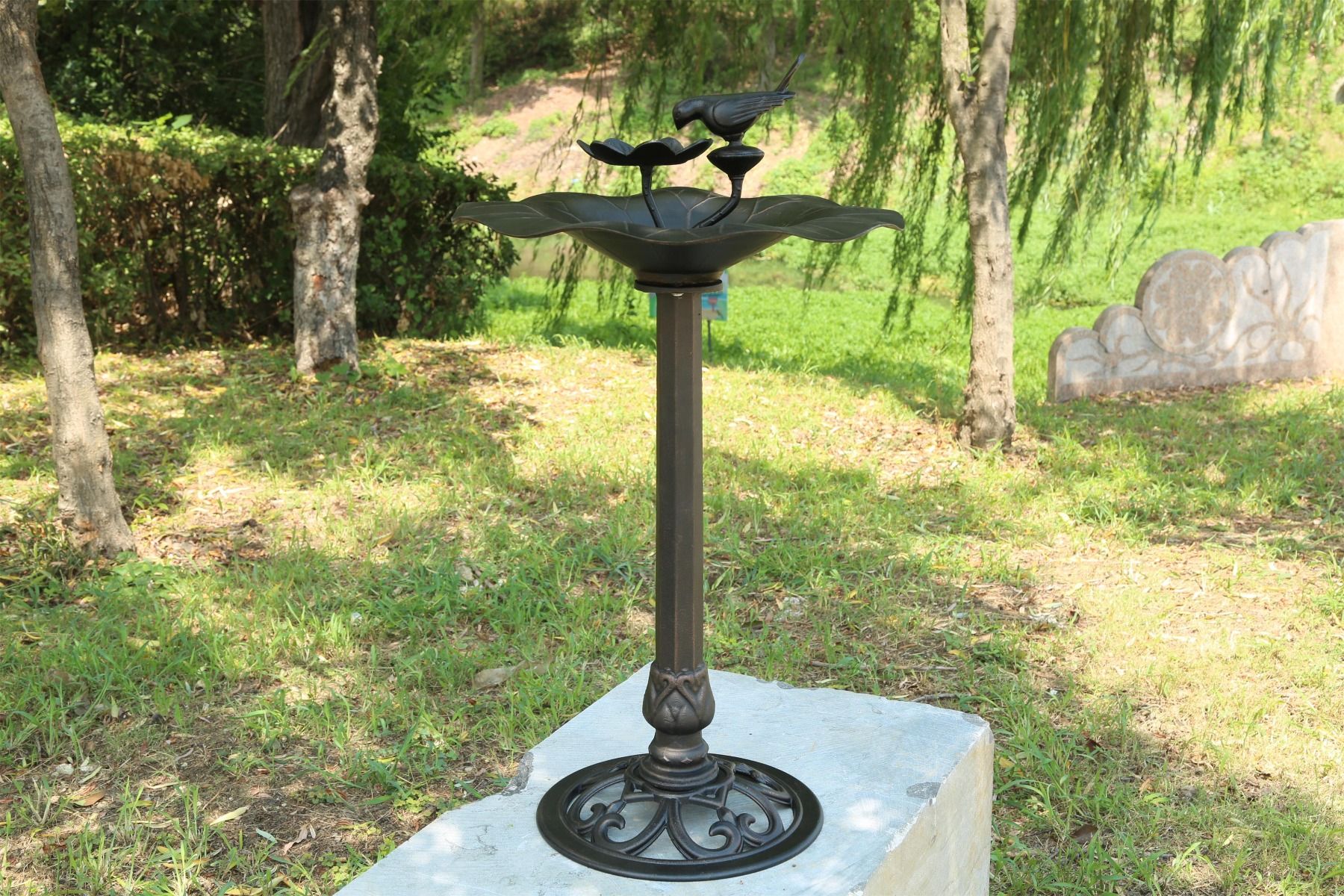 Lotus bird bath Bronze — image 3