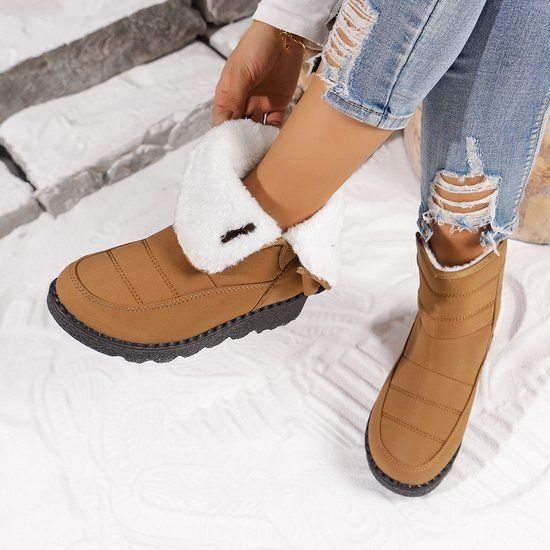 Women's Waterproof Snow Boots, Warm Fleece-Lined Winter Boots with Non-Slip Outdoor Sole for Cold Weather Walking, Size 45, Turmeric โ image 2