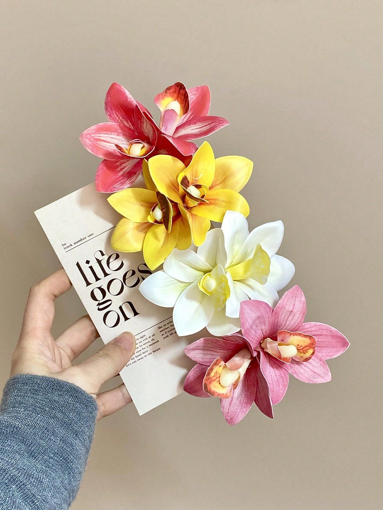 4Pc Handmade Realistic Flower Hair Clip Sweet Hawaiian Beach Holiday Decor Women Hair Accessories Perfect For Spring Summer Head Accessories Claw Clips