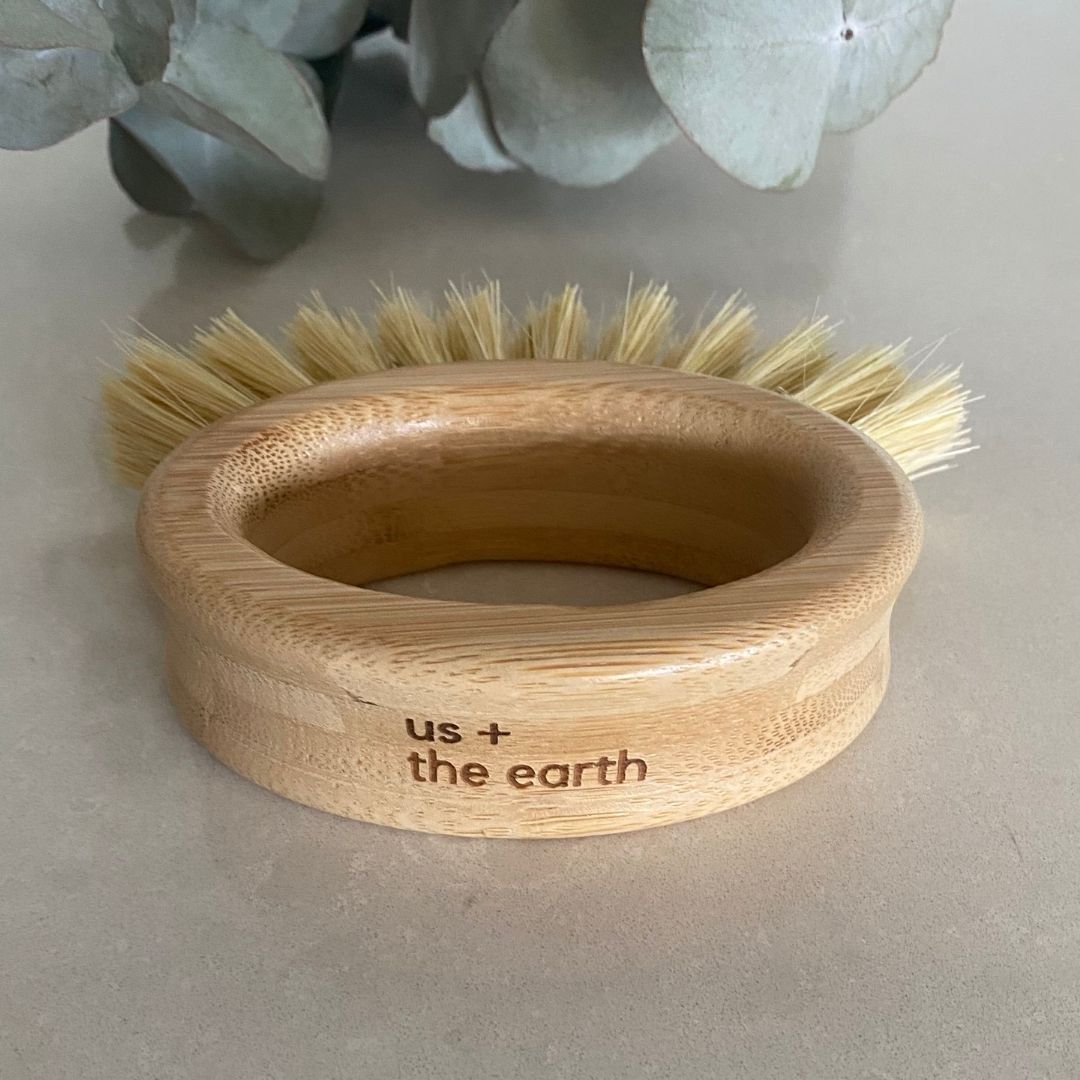 Bamboo Veggie Scrubber Brush — image 3