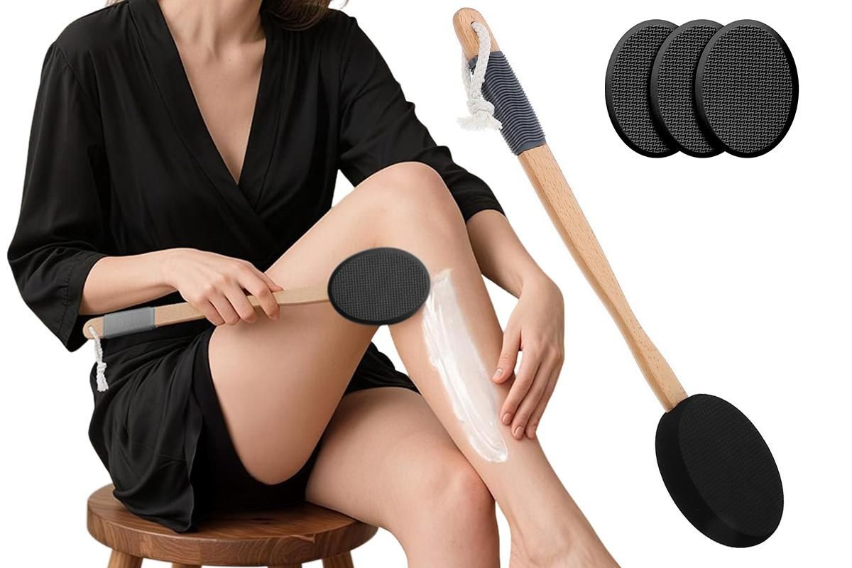 Back and Foot Lotion Applicator with 4 Replacement Pads Sunscreen Applicator Tool - Black — image 2