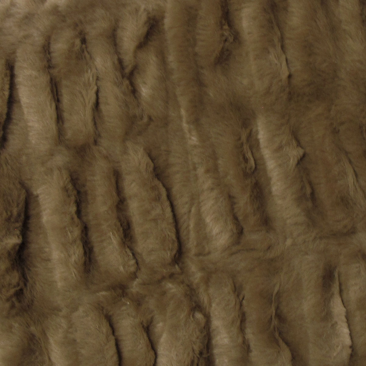 Harper Soft Ruched Pattern Faux Fur Throw Rug 127 x 152 cm Brown โ image 3
