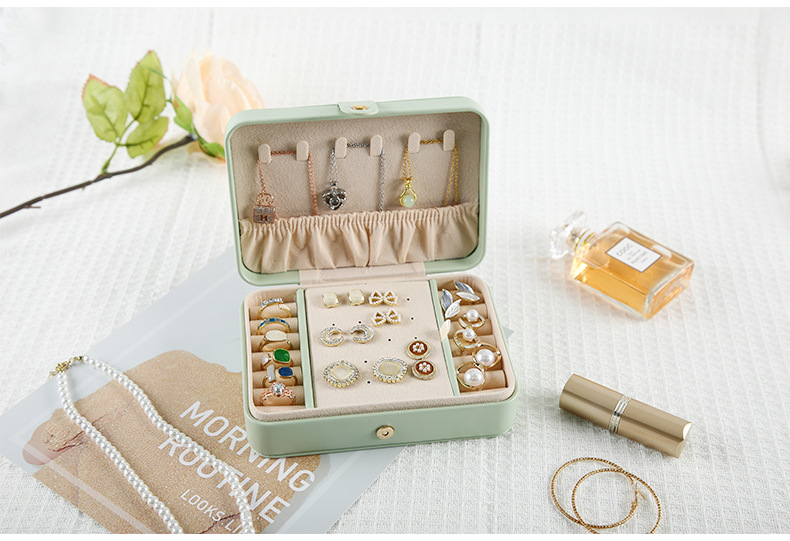 Beige Elegant Quilted PU Leather Jewelry Box - Portable Organizer for Travel & Home โ image 5