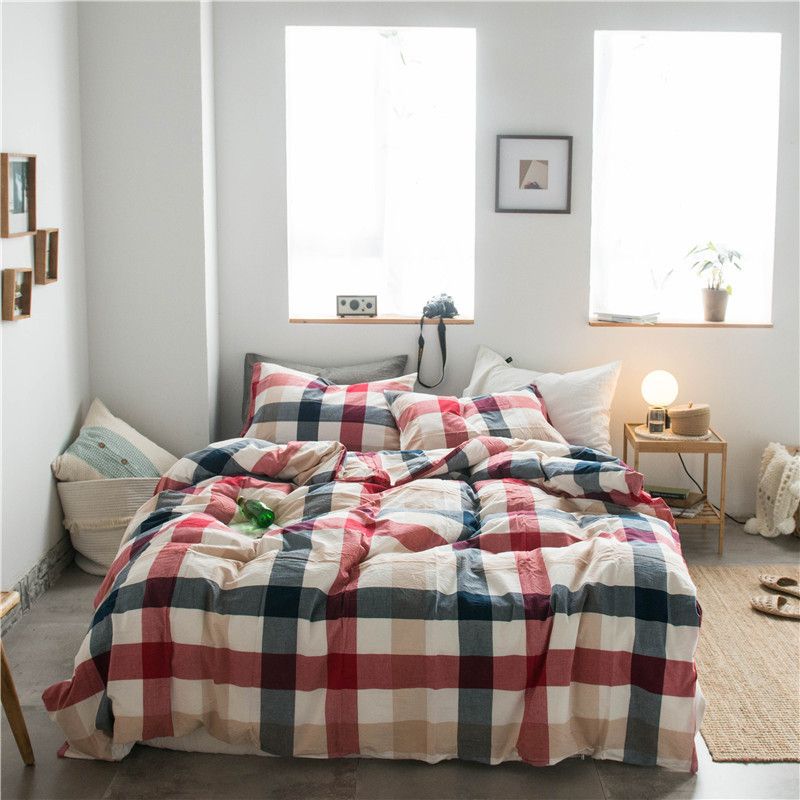 Cotton 4 Piece Set Modern Minimalist White Bed hat kit_1.8m bed-increase quilt cover 220 × 240cm four-piece set
