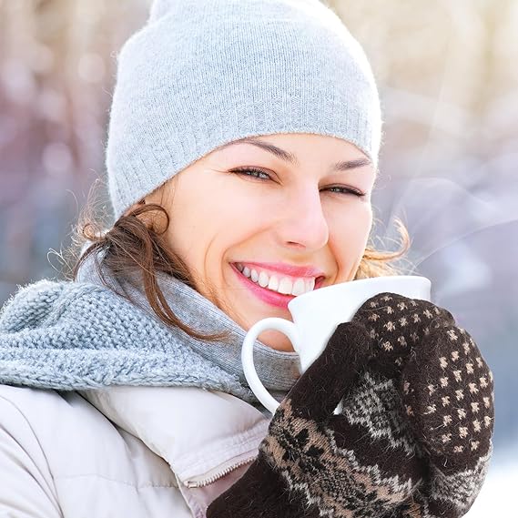 Pack of 3 pairs - Warm winter gloves for women - Extra thick - Knitted imitation - Suitable for cold winter weather (style D) — image 5