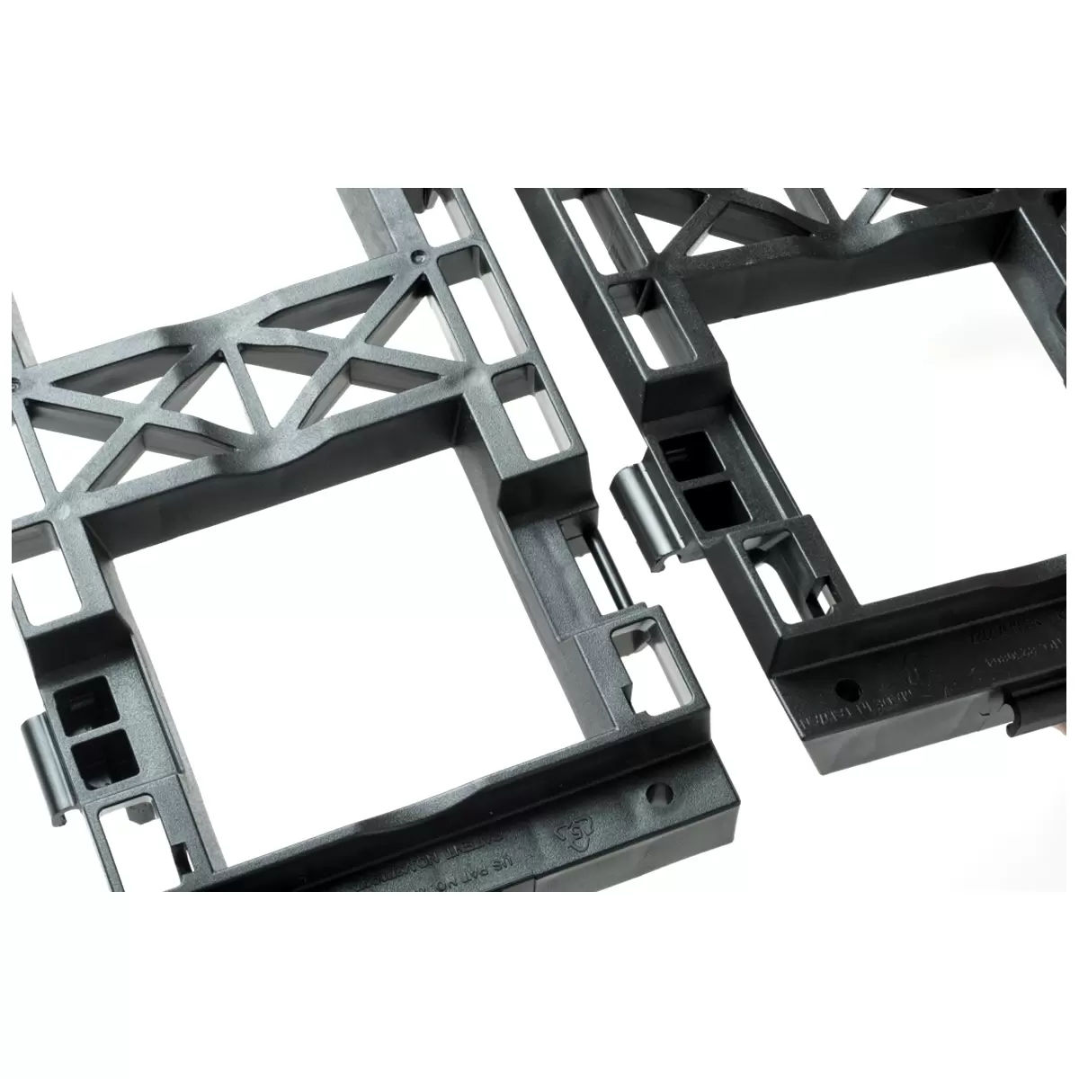 Quint vertical garden with 3 frames and 15 pots — image 2