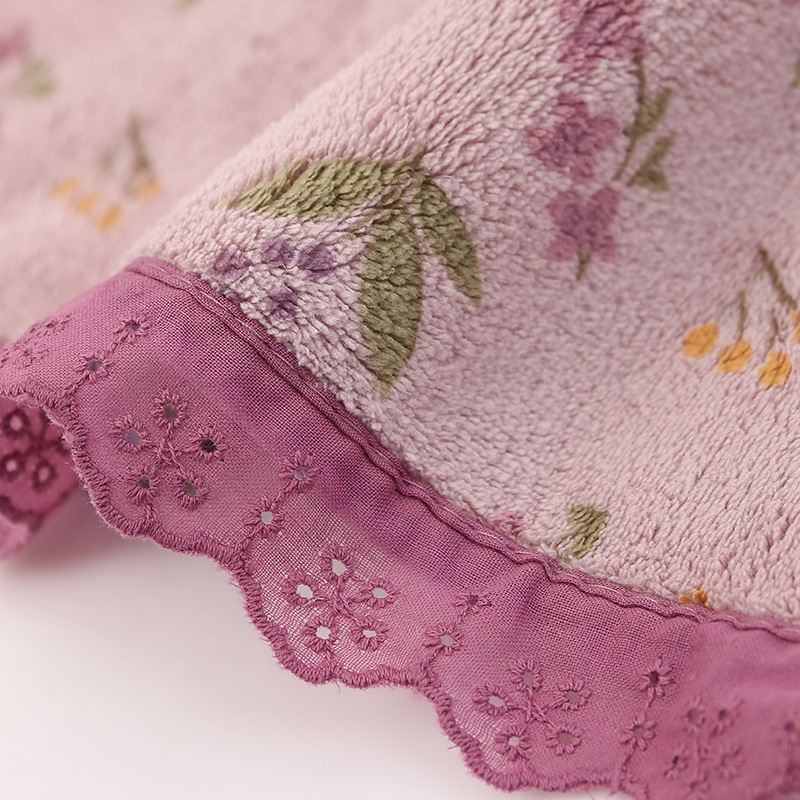 Beige Vintage Floral Lace Trim Towel Set - Ultra Soft Absorbent Coral Fleece Bath & Face Towel — image 5