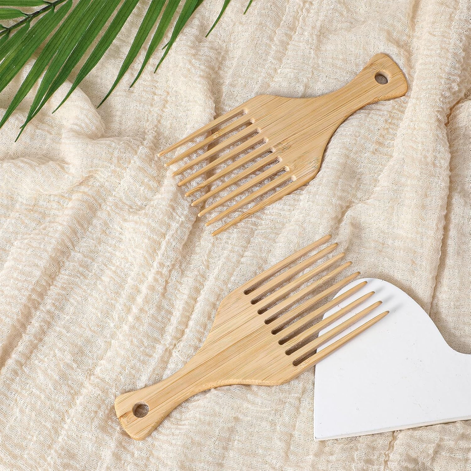 2 PCS Bamboo Comb Set for Afro Hairstyle, Natural Anti-Static Hair Picks for Curly Hair, Wooden Wide Tooth Comb with Pick, Long Tooth Detangling Combs for Men — image 6