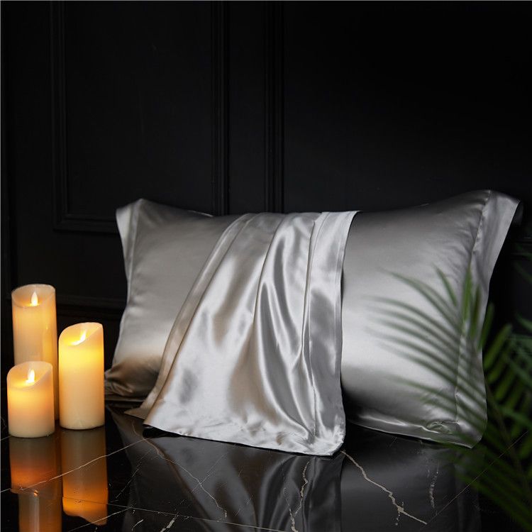 Silk Pillowcase 19 Momme Wide Edge Champagne Gold 48*74+8 — image 3