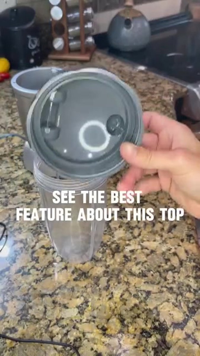 Flip Top To-Go Lid - 2 Pieces - Resealable Cup Lids - Replacement Parts Suitable for 600w and 900w Nutribullet Blender 32/24/18oz Cups Cup Lids - With Rubber — image 2