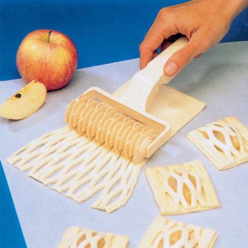 Baking Tools Lattice Roller Cutter Biscuit and Pizza Crust Processing Molds Plastic — image 2