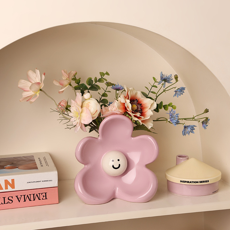 Artistic Floral Smiling Face Vase - Modern Ceramic Decor with Gloss Finish(Osmanthus yellow) โ image 4