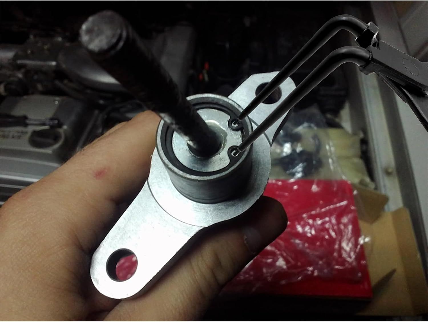 90 Degree Long Nose Snap Ring Pliers, Internal Master Cylinder Circlip Bent Lock Retaining Ring Pliers for Trucks Motorcycles Cars โ image 3