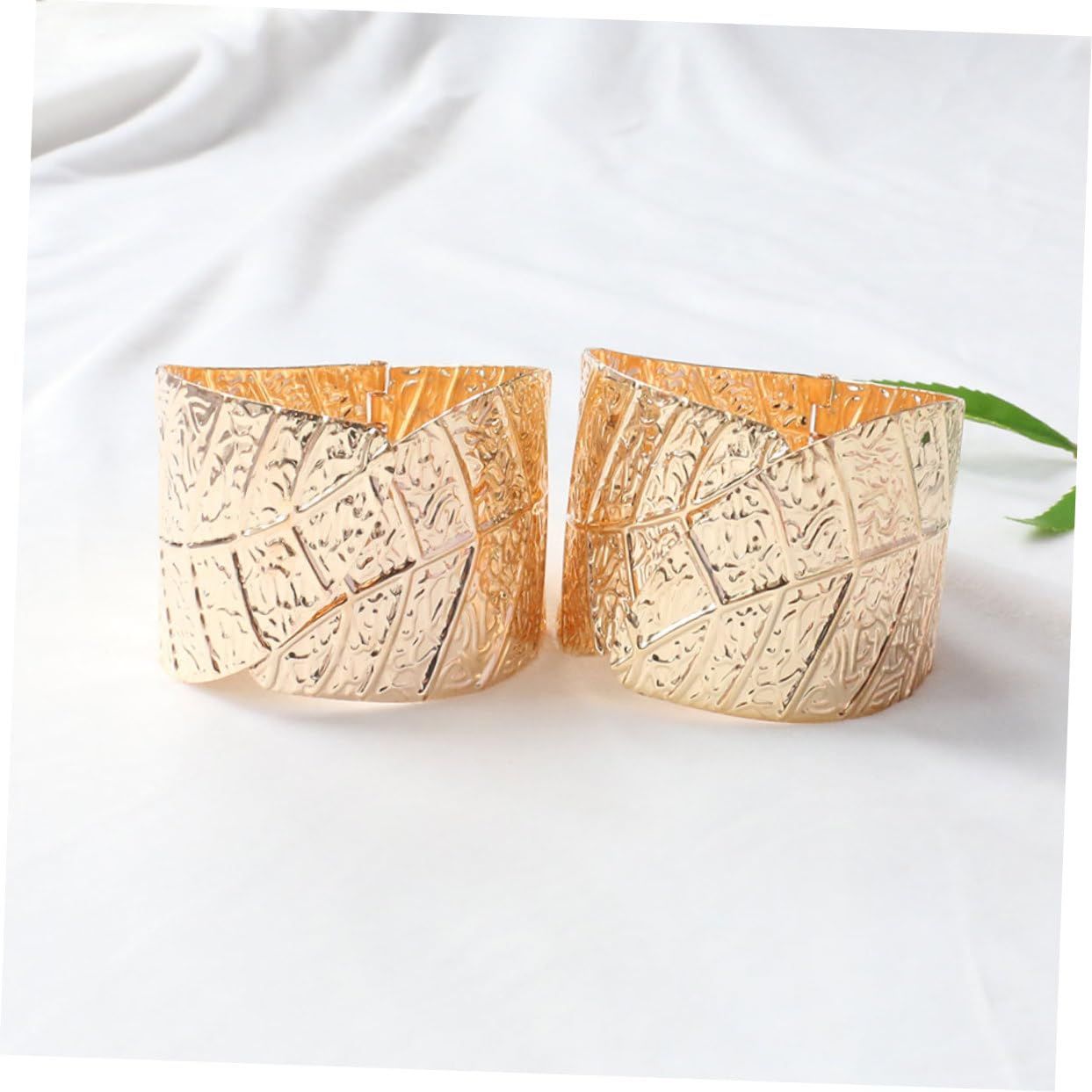 2pcs,Summer Fashion New Leaf Bracelet Wide Version Spring Opening Leaf Texture Bracelet Personalized Street Photography — image 4