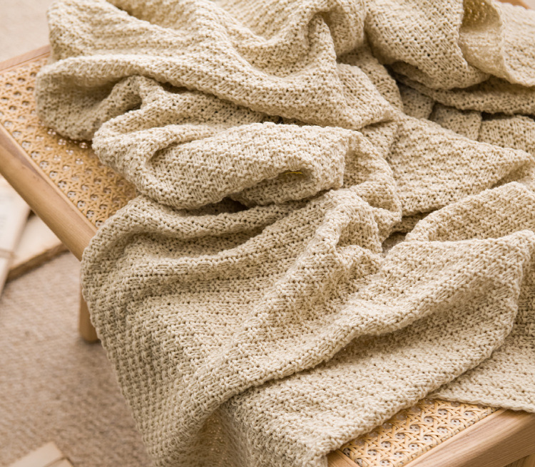 Dark Green 110cm x 150cm Soft Tassel Throw Blanket for Sofa or Bed, Cozy Casual Blanket for Office Nap, Minimalist Bed End Cover — image 3