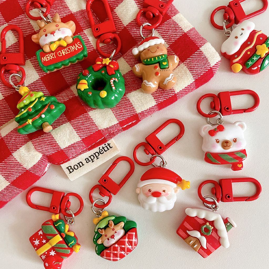 Christmas Cabin Resin Bag Charm, Adorable Backpack Pendant, Lovely Trinket for Christmas & Halloween Friendship Present — image 2