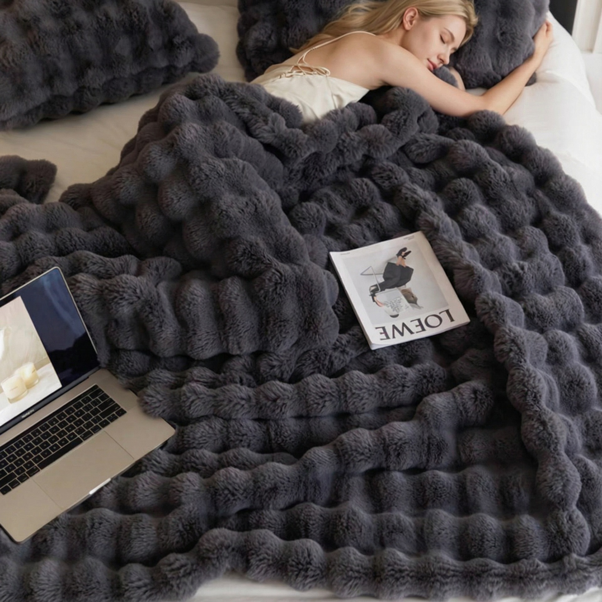 Black Grey Luxury Tuscany Fleece Rabbit Fur Bubble Blanket (180 x 200 CM) - Double-Sided Thickened Soft Plush Bedding & Large Bed Blanket