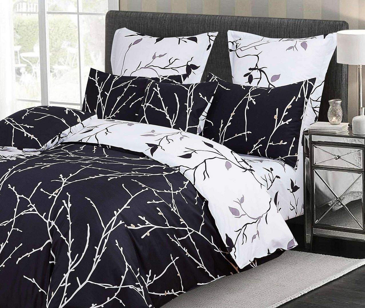 Tree Reversible Queen Size Bed Quilt/Duvet Cover Set Black — image 3