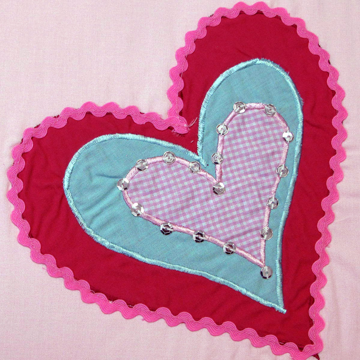 Amia Hearts Embroidered Quilt Cover Set Single — image 3