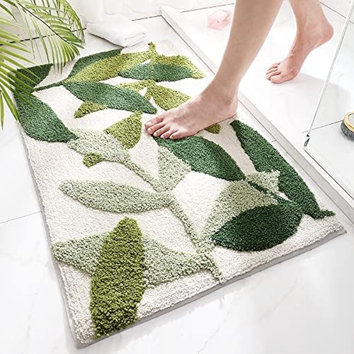 Non-slip bath mat - 50x80cm - durable water-absorbent bathroom rug - machine washable - soft and comfortable doormat - green leaves - Non-slip - Doormat