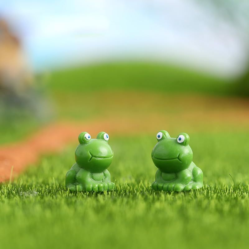 4pcs Blue-Eyed Mini Resin Frog Figurine - Cute Cartoon Moss Micro Landscape Mini Frog Decoration DIY Garden Home Decor — image 3