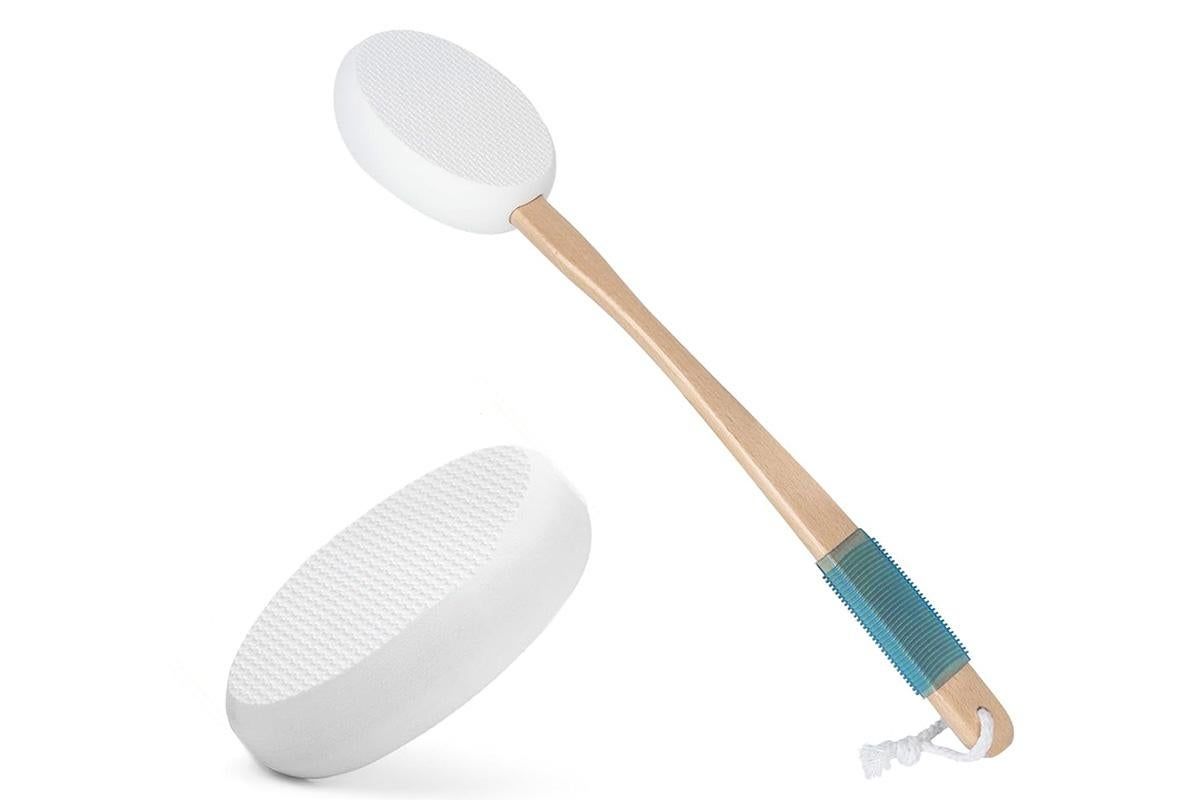 Back and Foot Lotion Applicator with 4 Replacement Pads Sunscreen Applicator Tool - White โ image 4