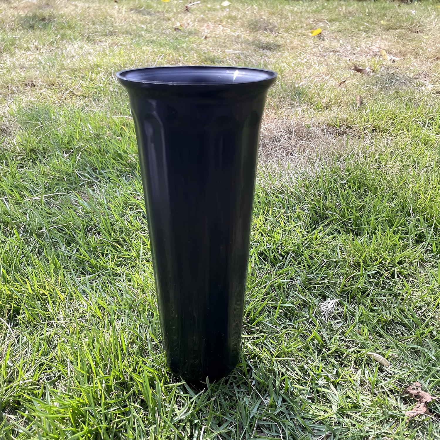 Memorial Floral Vases, Cemetery Vase, Headstones Flower Holder, Grave Cone Vase, Flower Pots for Outdoor Plants, Decorative Plastic Containers (Set of 6 — image 4