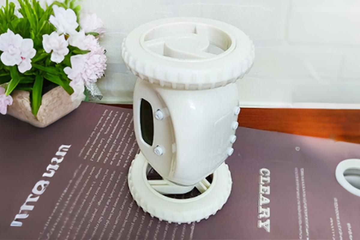 Rolling Loud Alarm Clock Runaway Bedside Mobile Clock for Deep Sleepers Home Decoration - White — image 2