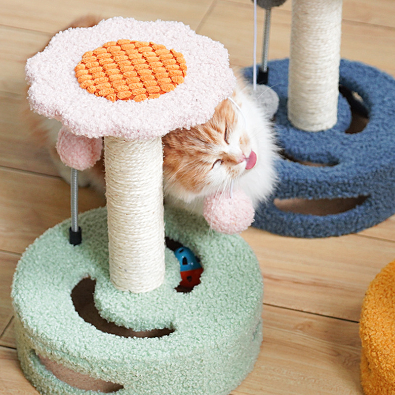 Yellow Bold Flower Cat Scratching Post - Interactive Plush & Sisal Cat Toy with Teaser Balls — image 2