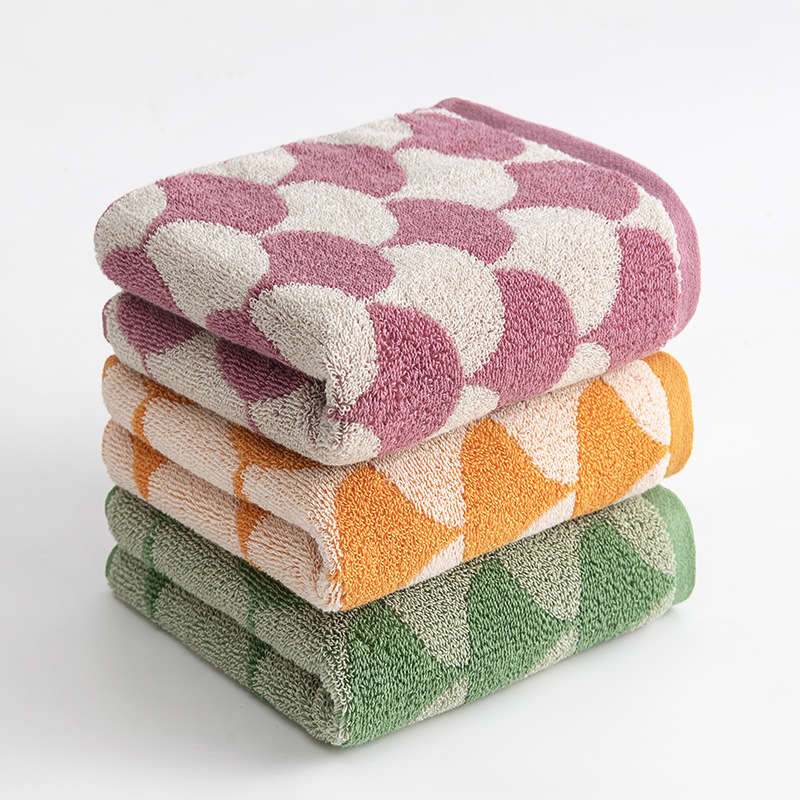 Pink Thickened and Enlarged Cotton Hand Towels - 3 Pack (34x74cm) - Soft and Absorbent Bath Towels for Adults โ image 3