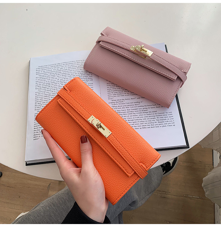 Black Elegant Women's Turn Lock Long Wallet - Black PU Leather Clutch Purse with Card Slots & Zipper Pocket — image 5