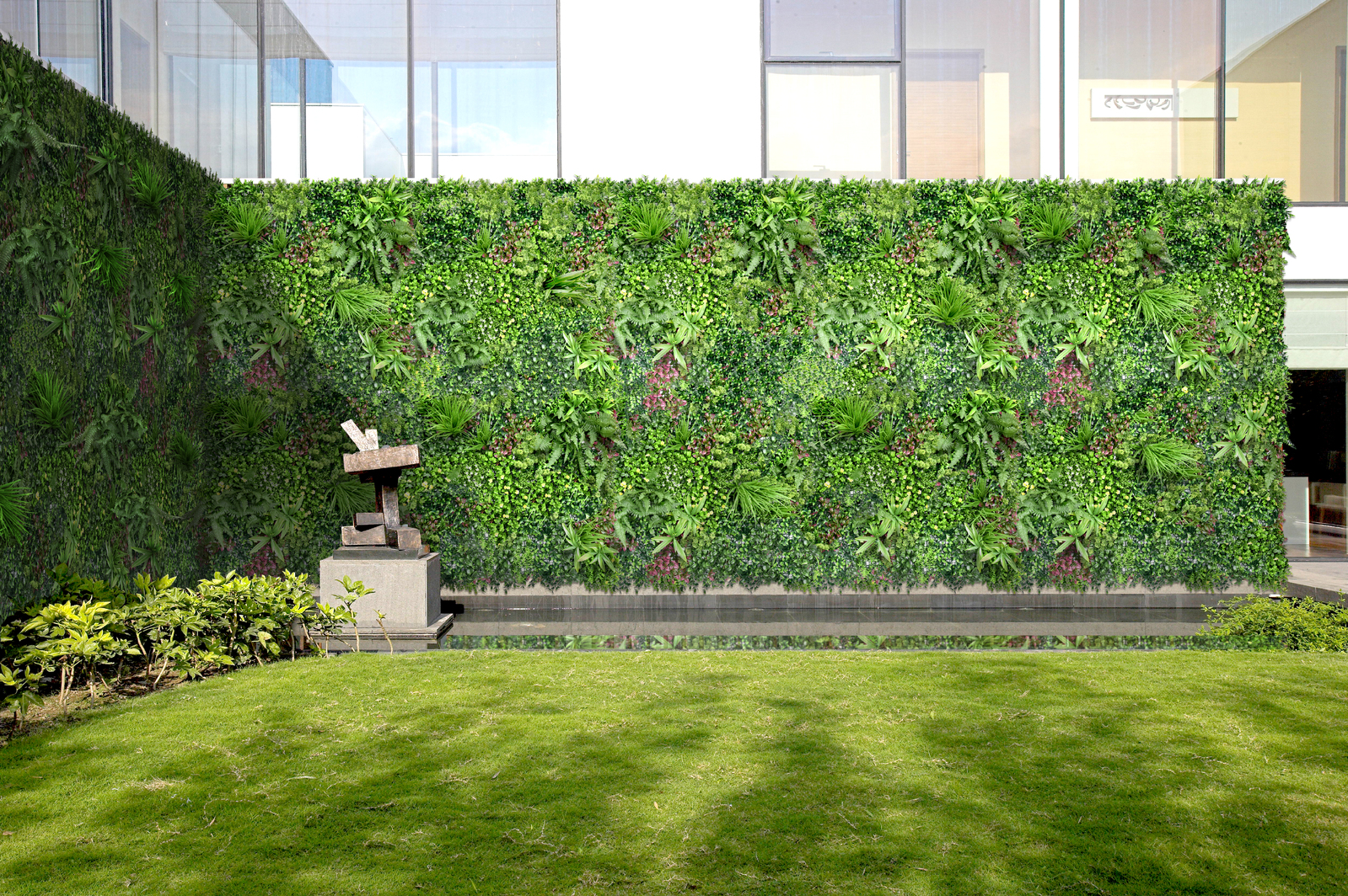 YES4HOMES 1 SQM Artificial Plant Wall Grass Panels Vertical Garden Foliage Tile Fence 1X1M — image 2