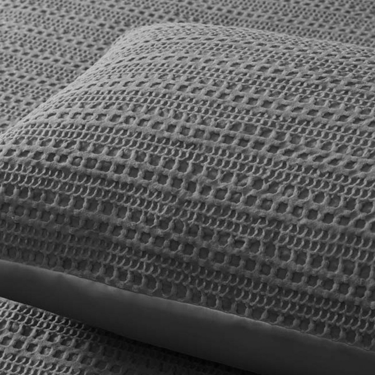 Accessorize Soho Waffle Dark Grey Quilt Cover Set Queen — image 3