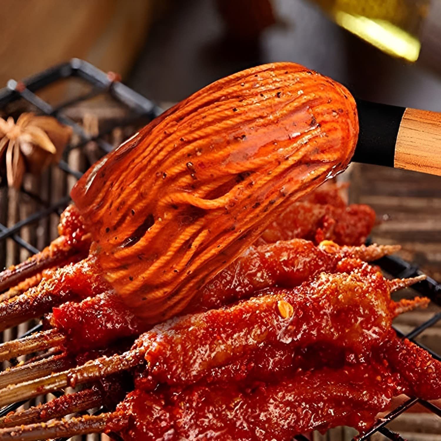 Barbecue mop with wooden long handle, used for grilling, smoking, and steak, as well as for feeding with rubber wooden handle — image 5
