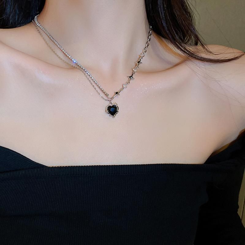 Fashion Creative Steel Heart Pendant Necklace Clavicle Chain Women Jewelry Gift - Black — image 4