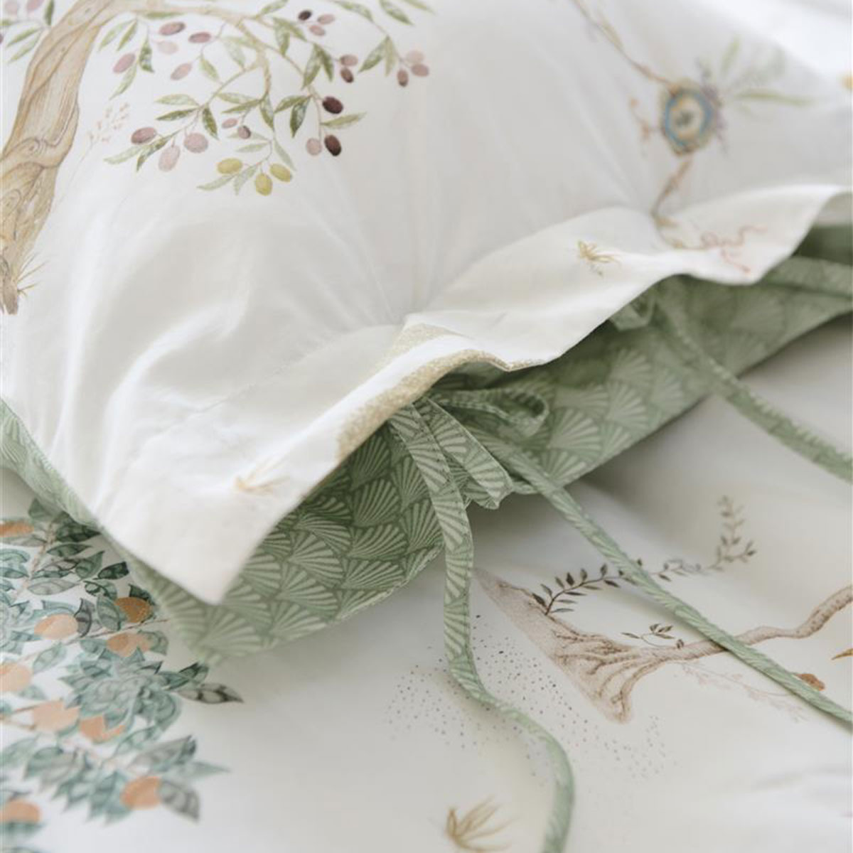 PIP Studio Giardini di Frutta White Cotton Quilt Cover Set King — image 4