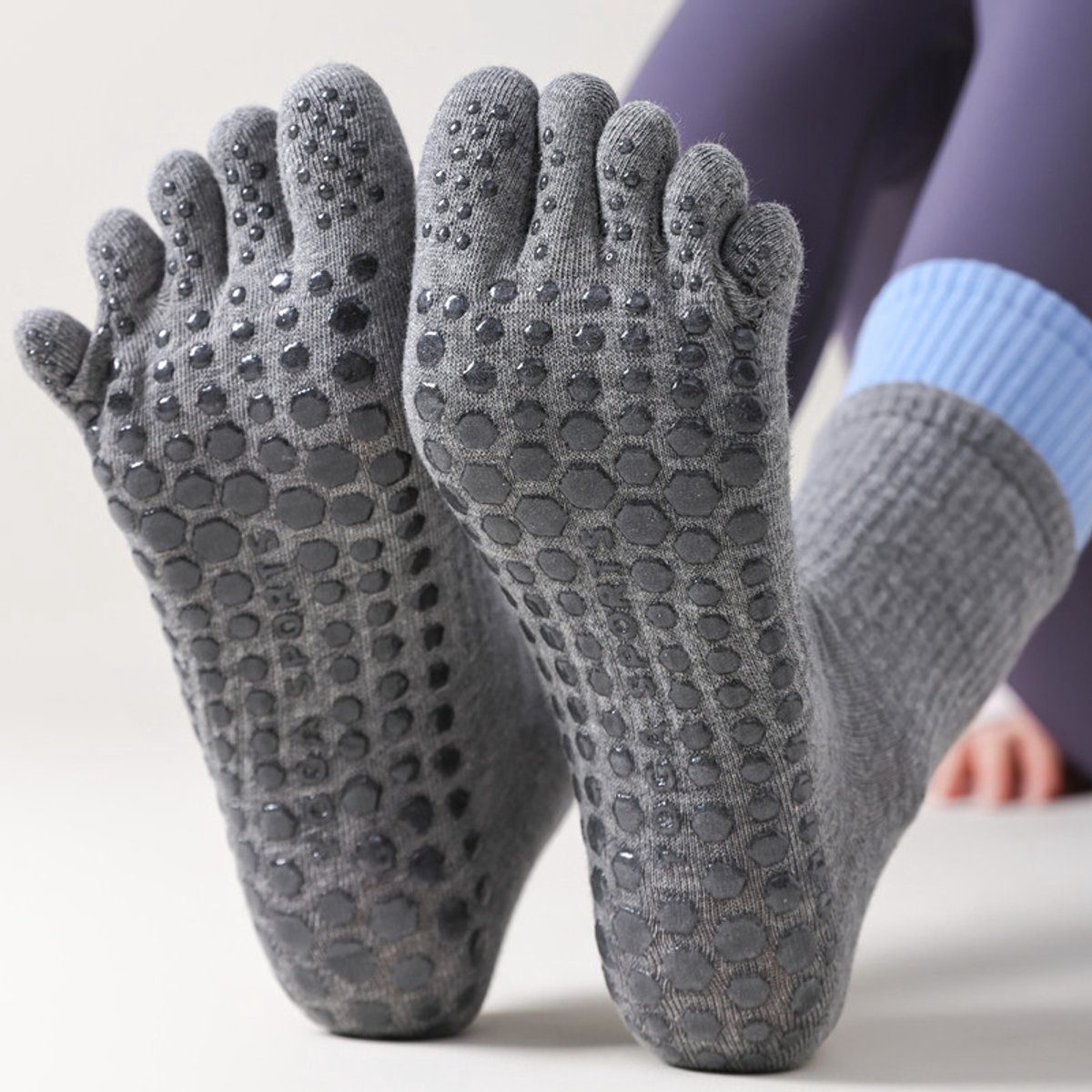 Yoga Socks (2 pairs) - Five Finger Yoga Socks - Non-slip Socks - Toe Socks - Pilates Socks - Suitable for Sports - Fitness - Dance - Gray — image 3