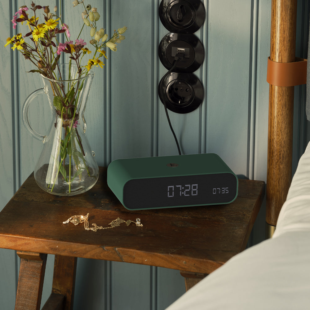 Kreafunk Wakie Alarm Clock Qi Charger + Bluetooth - Nordic Green — image 2