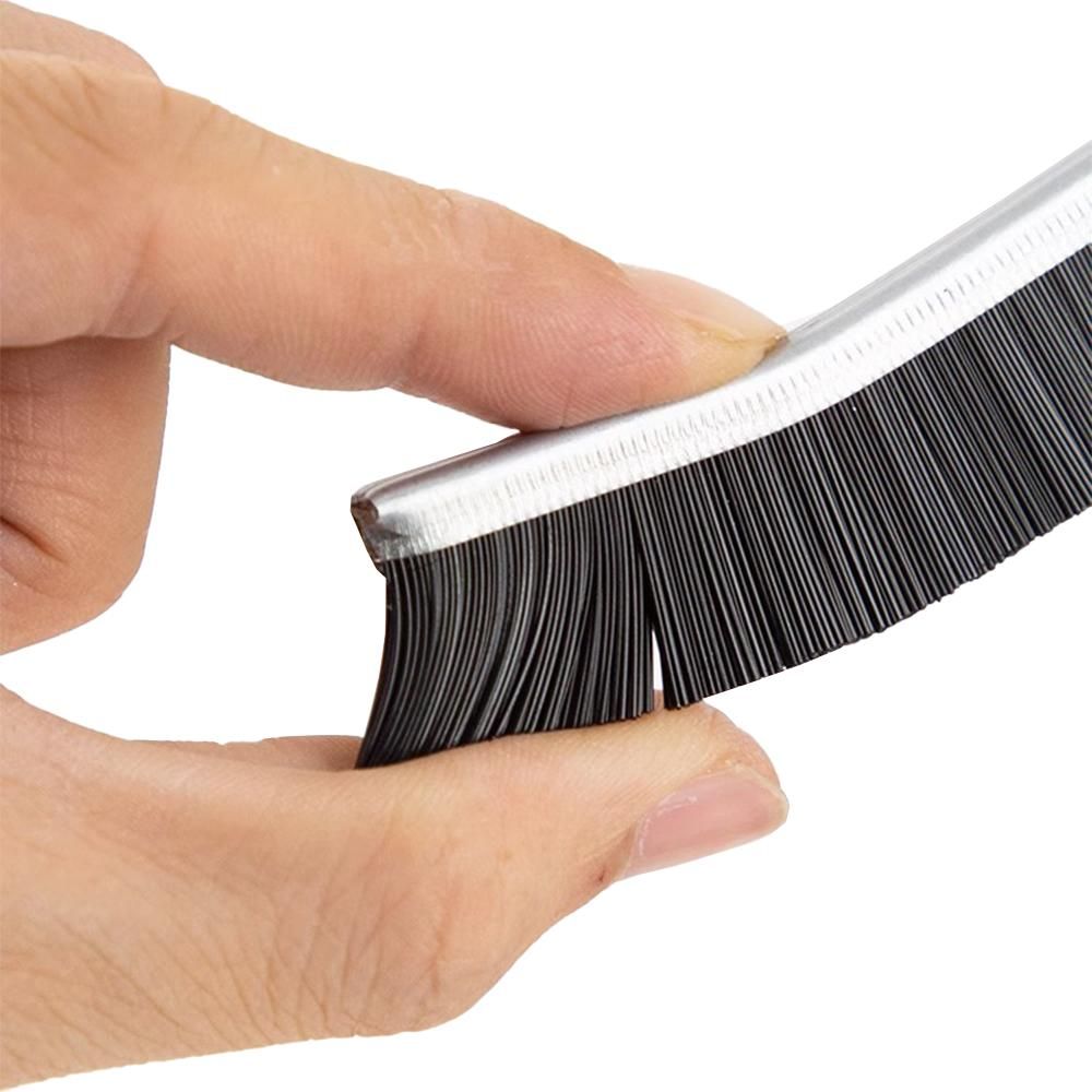 4Pcs Gap Cleaning Brush Crevice Cleaning Tool Multifunctional Brushes for Household Shutter Door Window Track -Black — image 3