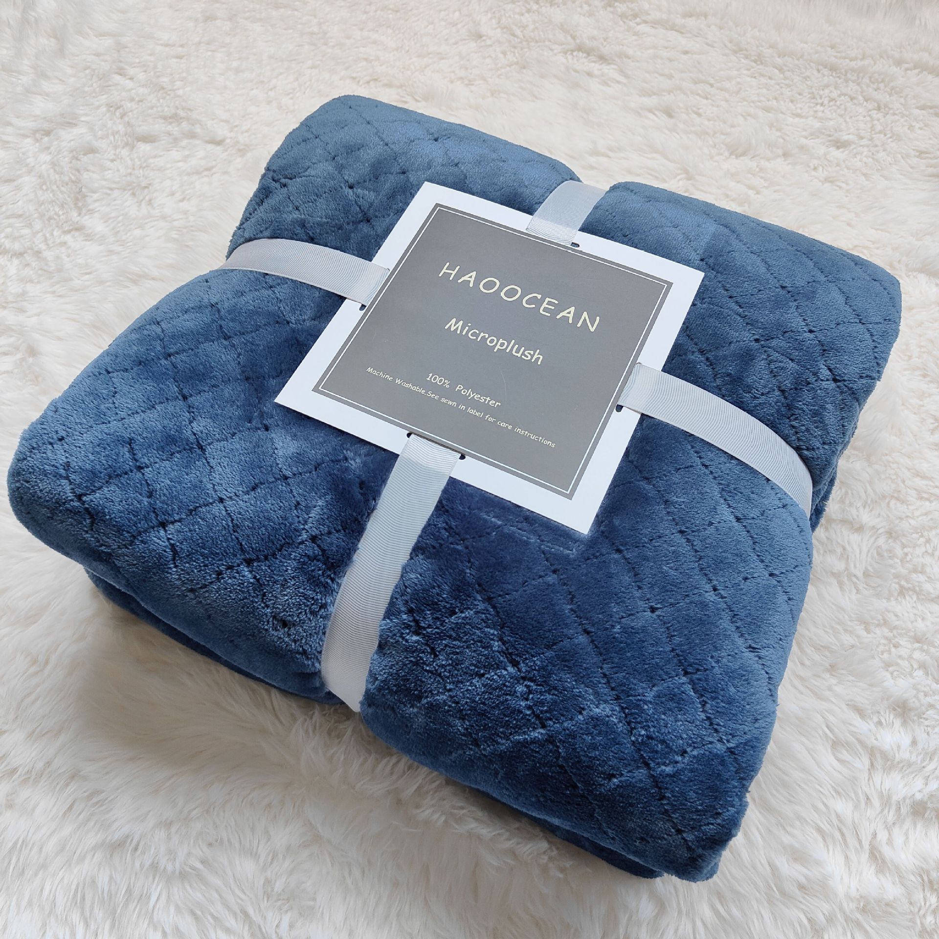 Blue 130*150cm Flannel Fleece Blanket - Quilted Diamond Pattern, Soft & Warm Polyester Throw for Office Nap, Sofa, Travel & Bed Use