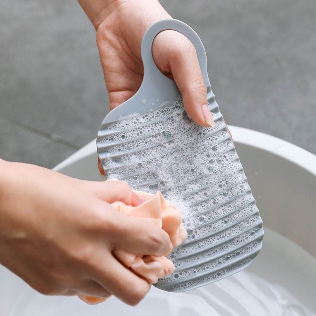 1pc Household Thickened Plastic Washboard, Anti-Slip Design with Clothes Pegs, Durable Laundry Tool for Dorm Use, Wash Underwear, Socks & Delicates, Random โ image 4