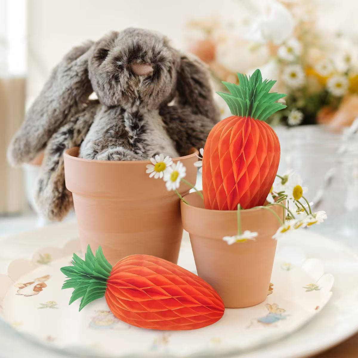 Easter Carrot Honeycomb Decorations – 10-Piece Set of 15cm Paper Carrots, Hanging Ornaments for Party and Home Decoration — image 2