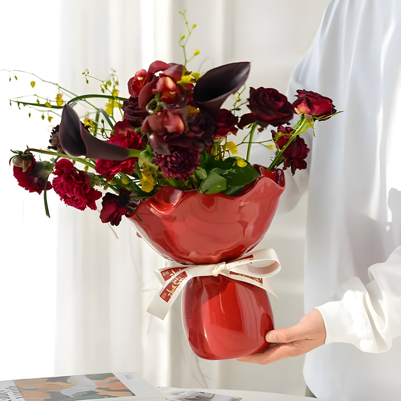 Handcrafted Minimalist Ceramic Vase - Artistic Home Decor Centerpiece(red) โ image 4