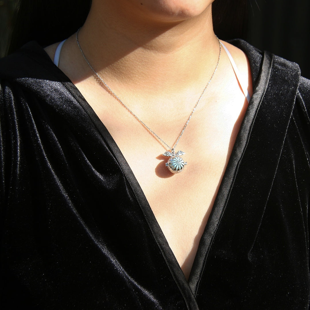 Gift Box - Angel Ball White Gold Aroma Necklace + Purify Oil Blend โ image 3