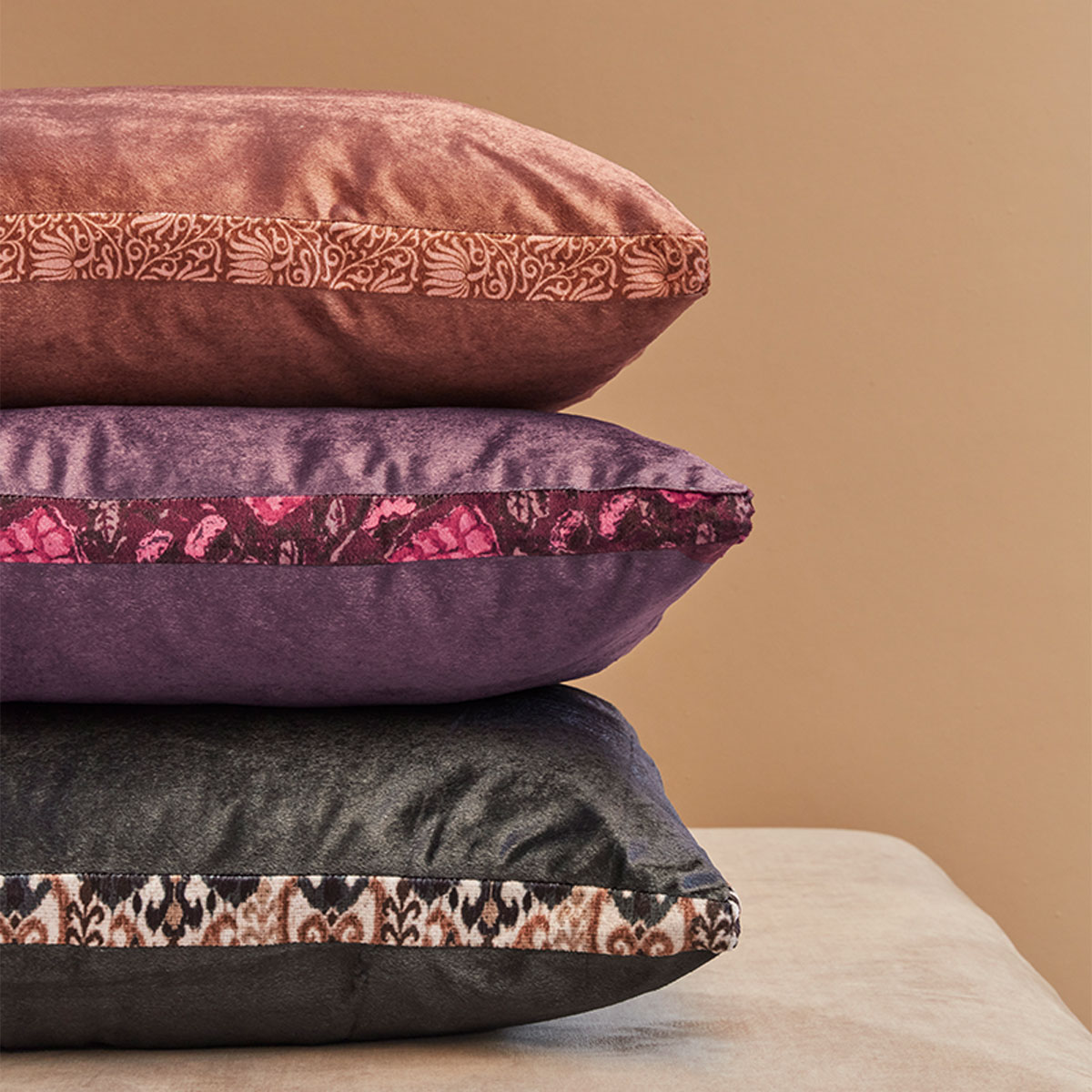 KAAT Amsterdam Boline Aubergine Velvet Oblong Filled Cushion 40cm x 60cm — image 5