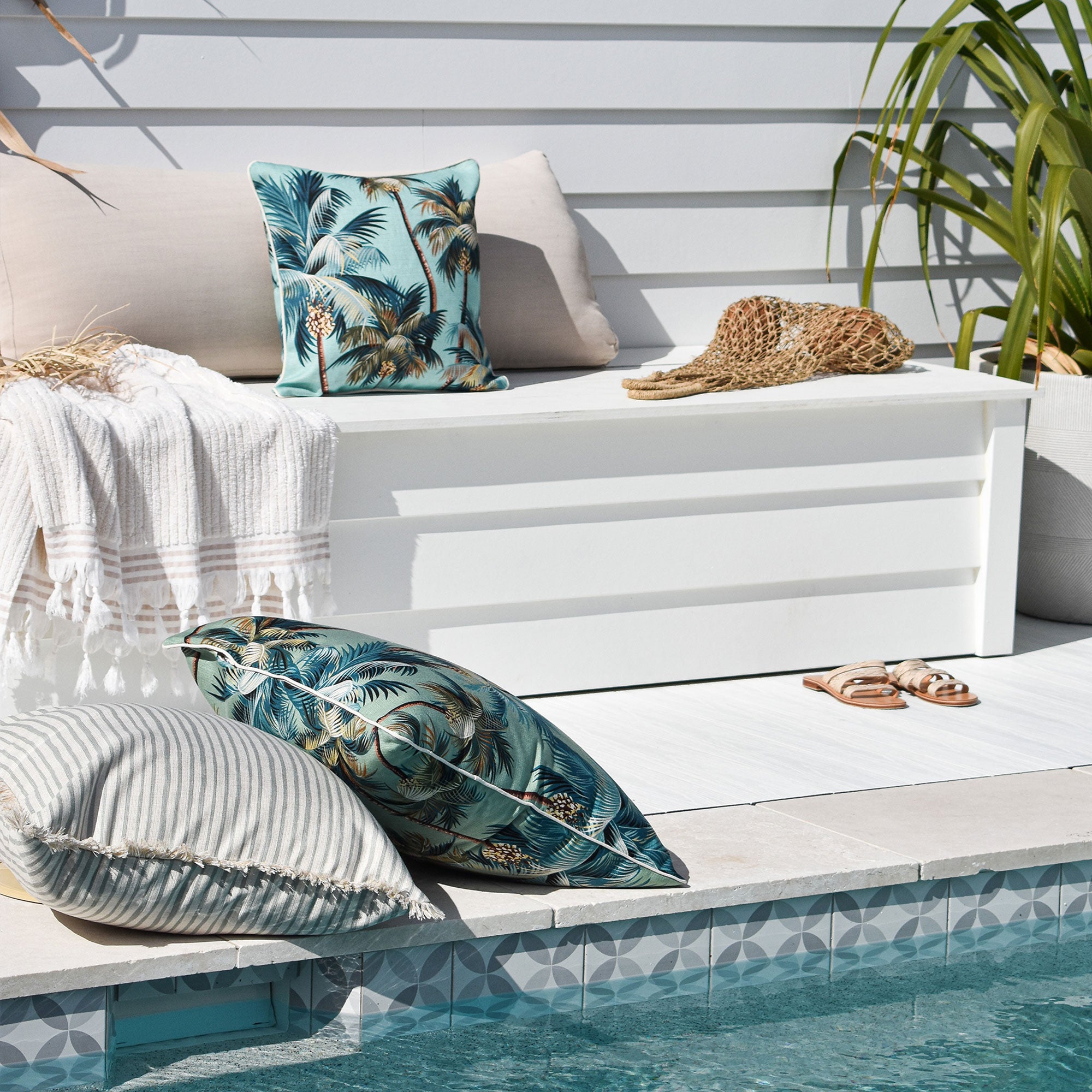 Cushion Cover-With Piping-Palm Trees Lagoon-60cm x 60cm โ image 5